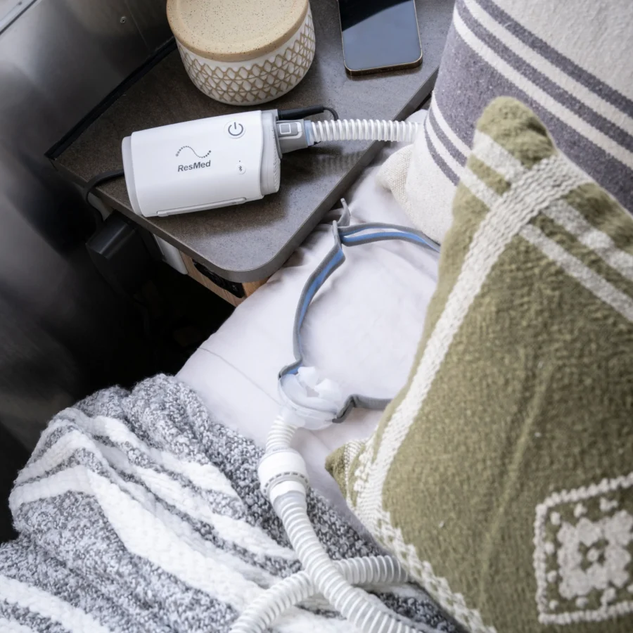 airfit-p10-airmini-bundle-in-situ-square Kit Cpap Airmini Resmed Con Setup y con Mascarilla P10