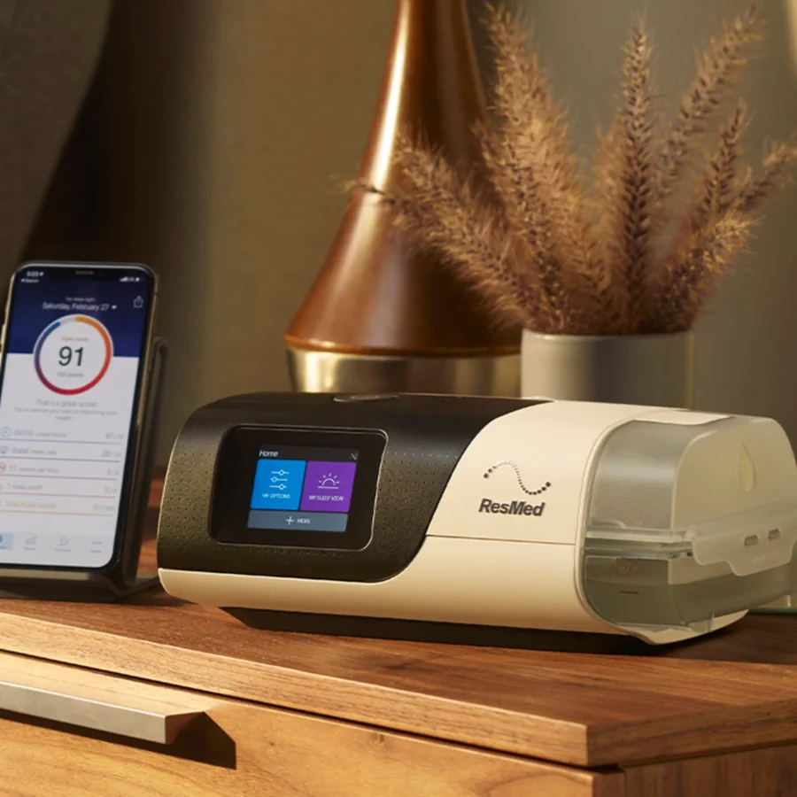 airsense-11-nightstand-morning_29f86989-a0d6-4a5d-85d7-578b6eaa34ee Kit Cpap Airsense S11 Resmed Con Mascarilla N20 Y Tubo Calefaccionado